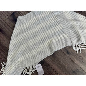 Bon Voyage BNWT Knit Lurex Poncho - cruiseship boutique for $18 (I have 9 total)